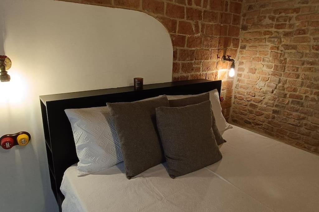 Piazza Statuto-Appartamento Tra Le Mura A-C E Wi-Fi 아스티 외부 사진