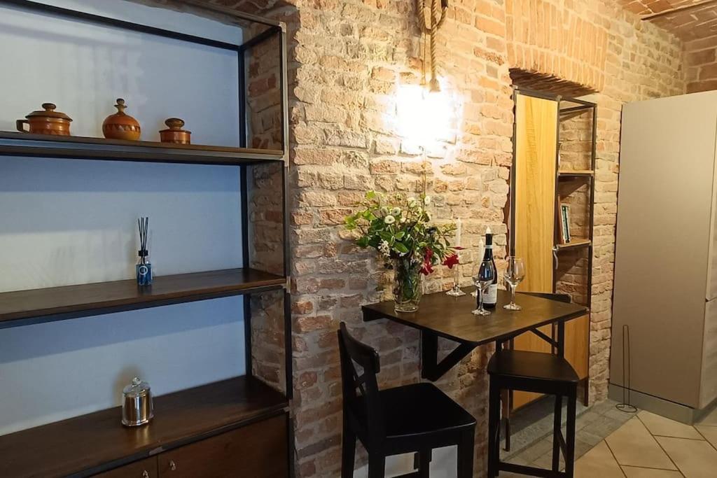Piazza Statuto-Appartamento Tra Le Mura A-C E Wi-Fi 아스티 외부 사진